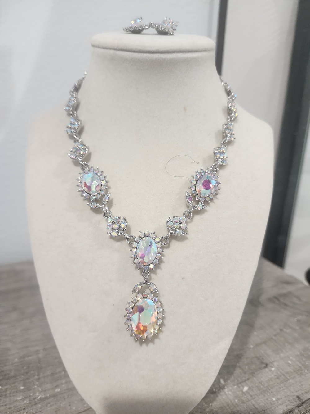 Aurora Crystal Teardrop Necklace - Silver